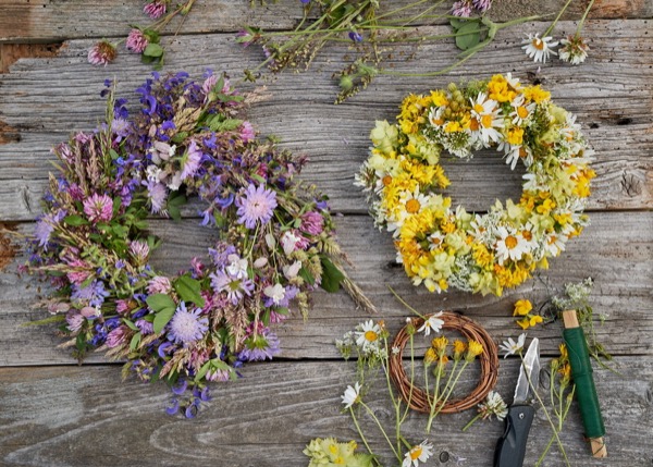  Blumenkranz aus Wiesenblumen foodfotografie bildarchiv naturfotograf oliver giel